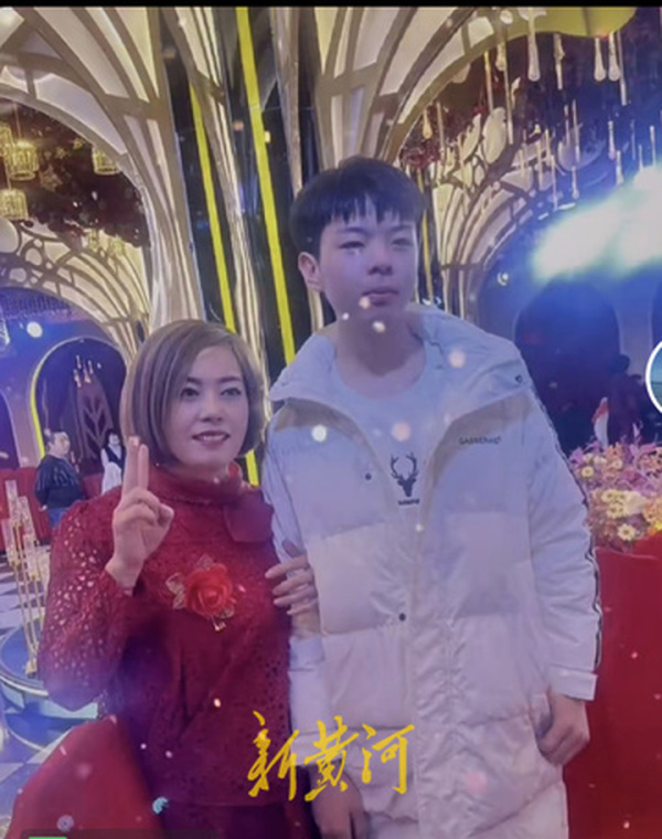 寻亲男孩刘学州将以遗弃罪和拐卖儿童罪起诉父母,通话录音披露被送养细节休闲区蓝鸢梦想 - Www.slyday.coM 寻亲男孩刘学州将以遗弃罪和拐卖儿童罪起诉父母,通话录音披露被送养细节休闲区蓝鸢梦想 - Www.slyday.coM