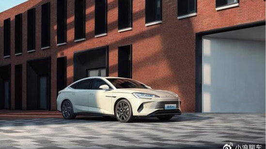 比亚迪一路“狂飙”销量超300万， “地表最强销冠”创历史