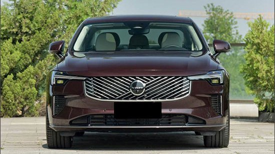 优雅永不过时 沃尔沃S90新老款车型对比