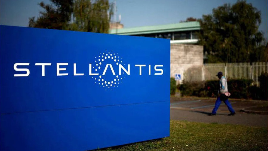 Stellantis寻找新CEO时面临品牌定位难题