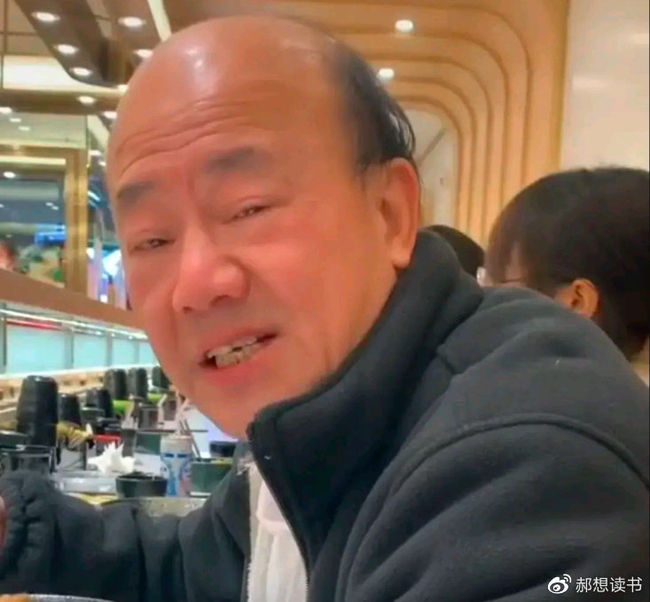 王宝强前妻马蓉移民澳洲,将儿子接到身边生活,宋喆出狱回家养猪