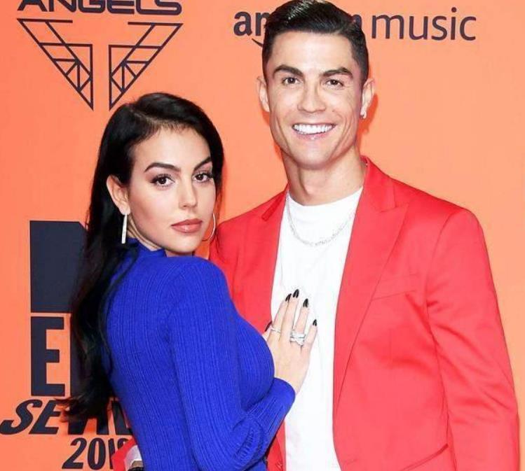 阿根廷队世界杯夺冠后!C罗女友遭网暴:忘记祖国是可耻的休闲区蓝鸢梦想 - Www.slyday.coM 阿根廷队世界杯夺冠后!C罗女友遭网暴:忘记祖国是可耻的休闲区蓝鸢梦想 - Www.slyday.coM