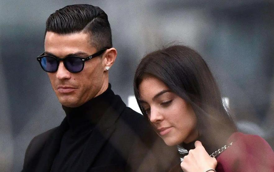 阿根廷队世界杯夺冠后!C罗女友遭网暴:忘记祖国是可耻的休闲区蓝鸢梦想 - Www.slyday.coM 阿根廷队世界杯夺冠后!C罗女友遭网暴:忘记祖国是可耻的休闲区蓝鸢梦想 - Www.slyday.coM