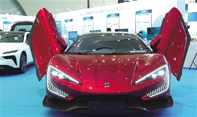 比亚迪展出乘用车智能线控底盘