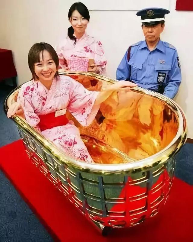 惊呆，马桶一亿三千万！十款世界上最贵的浴缸、马桶、面盆......
