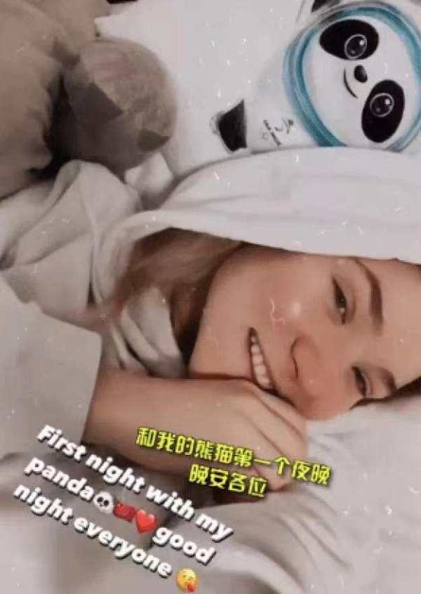 被记者疯狂购买、成外国选手最爱……谁能拒绝冰墩墩呢?休闲区蓝鸢梦想 - Www.slyday.coM 被记者疯狂购买、成外国选手最爱……谁能拒绝冰墩墩呢?休闲区蓝鸢梦想 - Www.slyday.coM