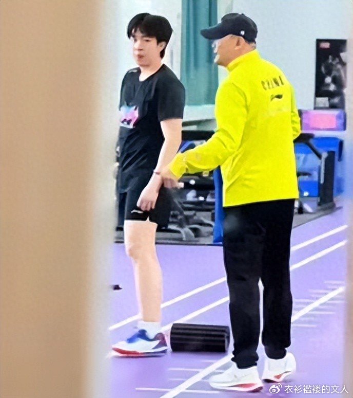 王楚钦背伤痊愈恢复训练，他回归后的乒超总决赛格局将发生哪些变化？