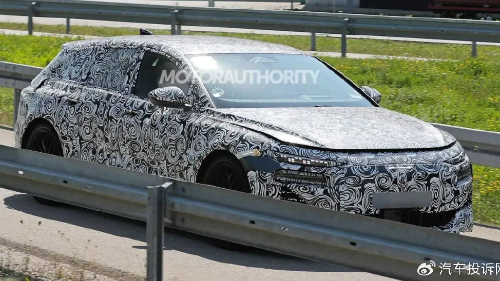 全新奥迪RS6 Avant旅行车曝光，插电混动V8，预计2026年推出