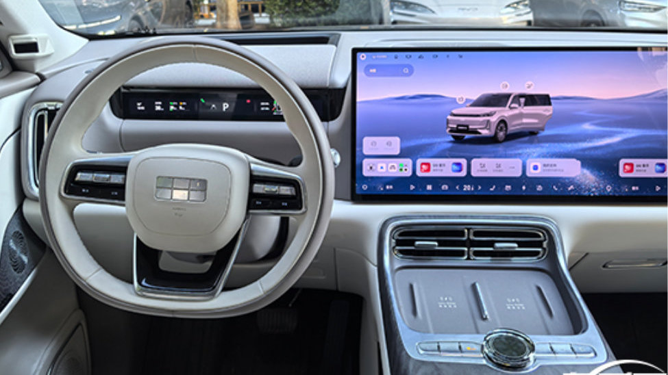 智能车机评测：2025款吉利银河M9