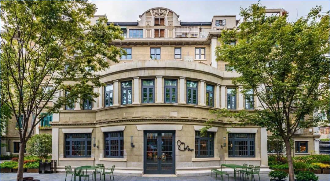 北京有了一座环球影城,而上海已经掌握流量密码休闲区蓝鸢梦想 - Www.slyday.coM 北京有了一座环球影城,而上海已经掌握流量密码休闲区蓝鸢梦想 - Www.slyday.coM