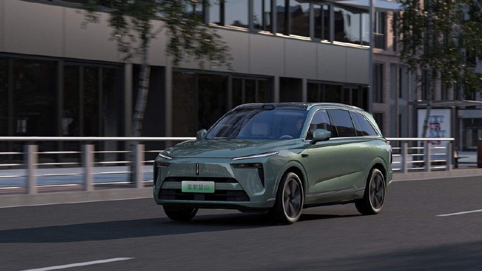 30万级新能源SUV终极对决 魏牌蓝山VS领克09 EM-P 你怎么选？