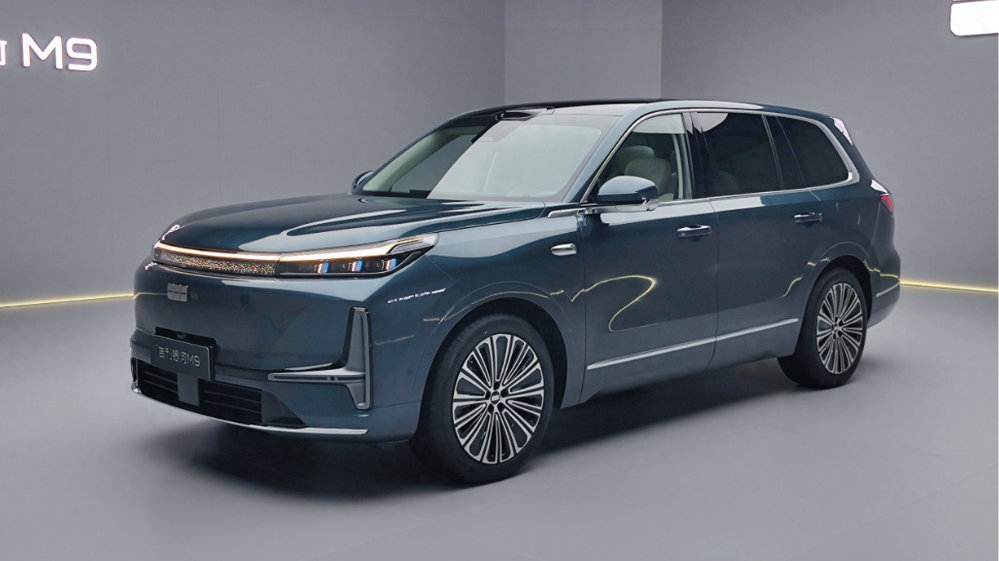 20万级大六座混动SUV 风云T11和银河M9怎么选？