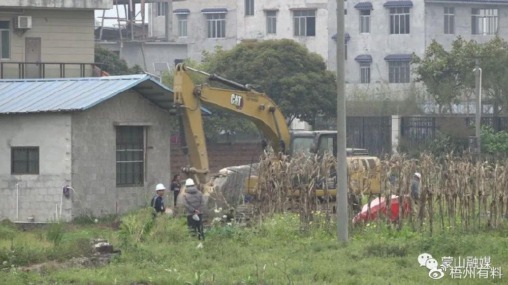 梧州市一地区施工时被村民阻挠？开发商求助政府！这是怎么回事？|北面|碧桂园|蒙山县_新浪新闻