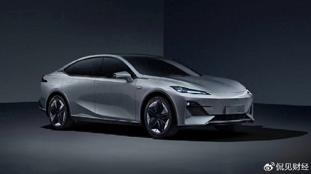 股价大跌30%！长安汽车，该如何转型？