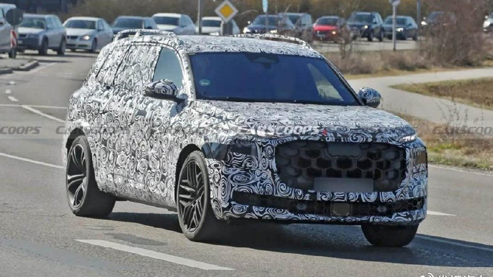 全新奥迪Q9真要来了！高性能版已路试，宝马X7不好卖了？