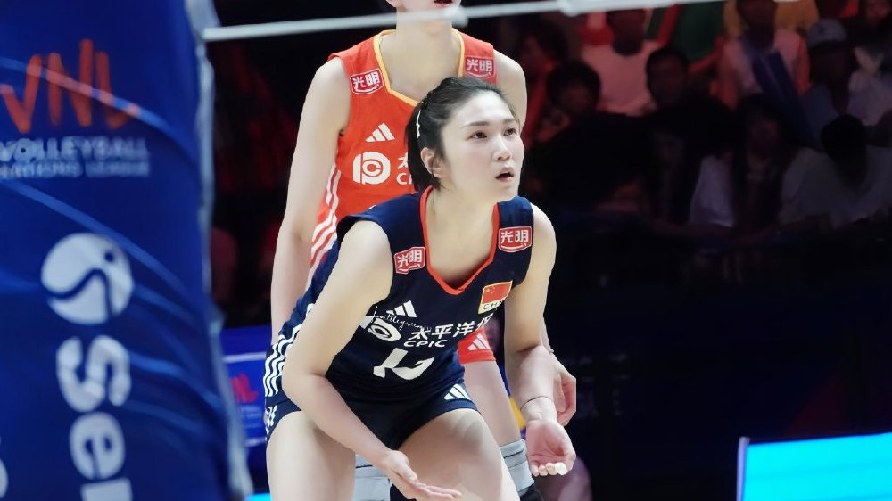恭喜！中国女排又一29岁王牌复活：世界冠军3次关键救球封神