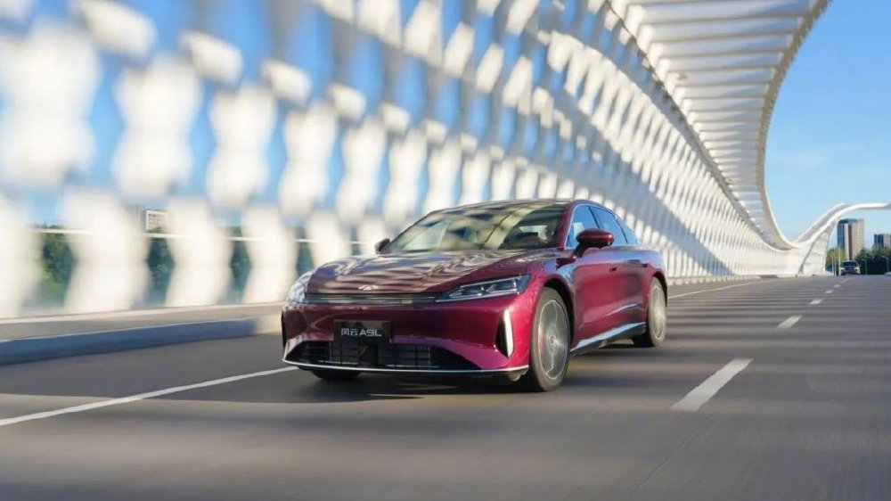 昨夜北京，奇瑞风云A9L全球上市！古天乐成为001号车主