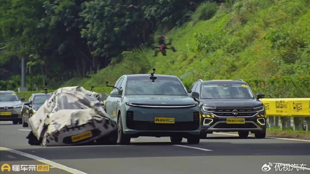 懂车帝大型智驾测试：30多款国内主流车干不过特斯拉？