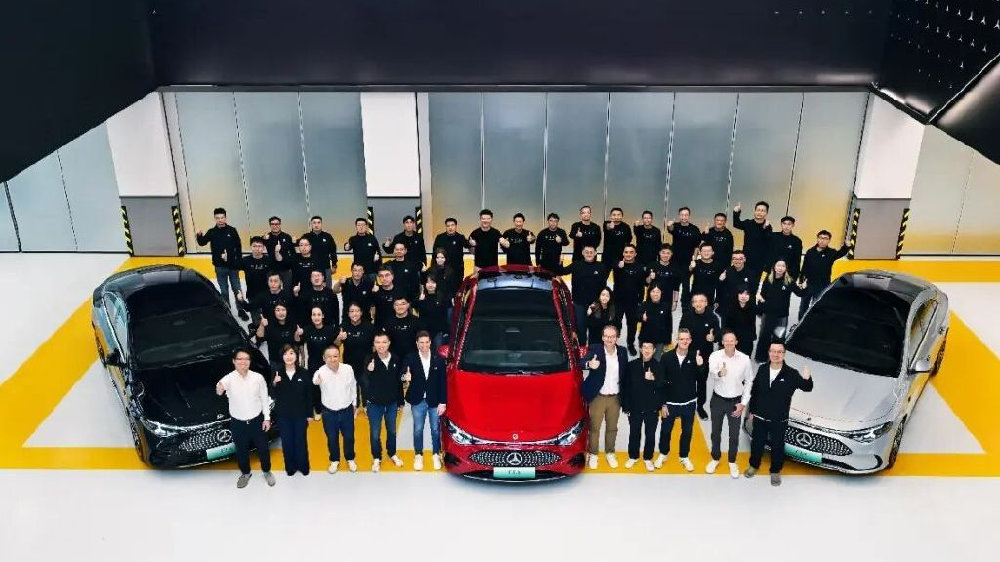 Momenta“包圆”BBA智驾 与奔驰合作首款车型即将上市