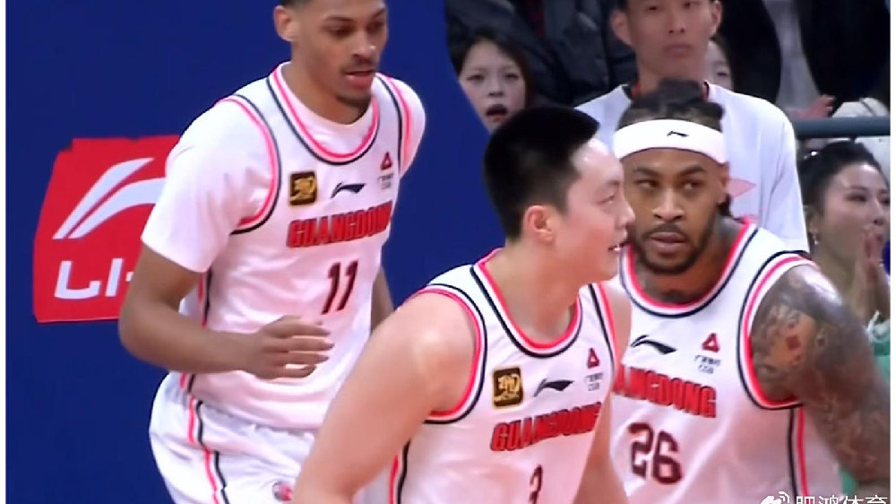 朱芳雨赌对了！广东队“白菜价”签下男篮第一锋线，保底进总决赛