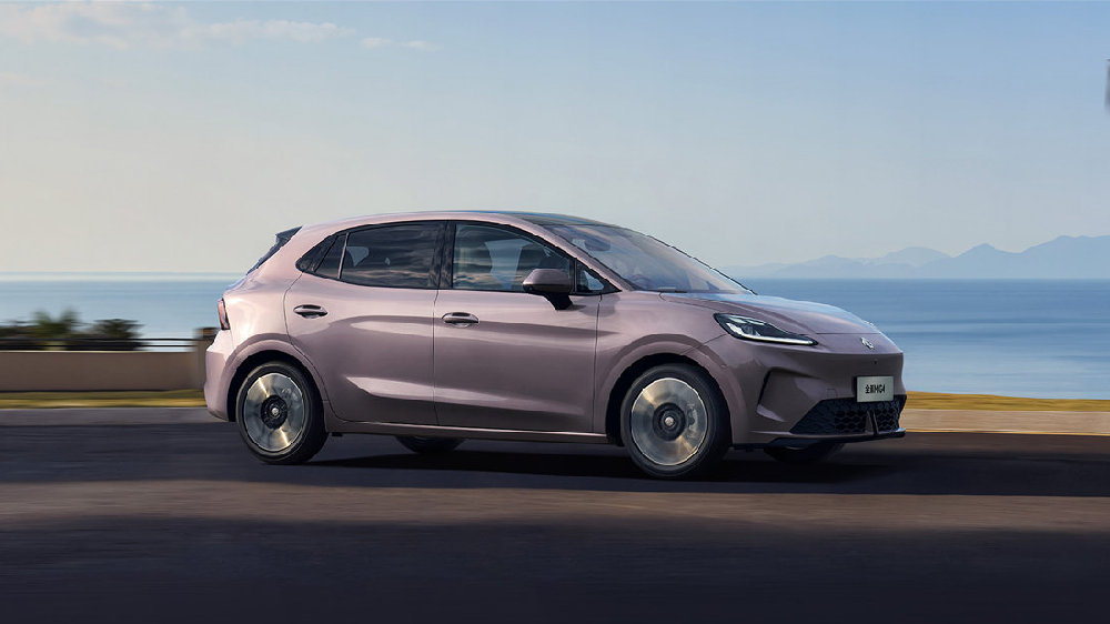 半固态电池促成的好开局，全新MG4的技术路线走对了