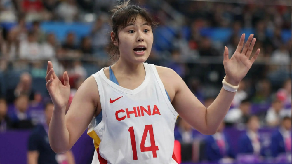 这钱不赚！李月汝为国家队放弃全运会，球迷：怎么和周琦反着来？