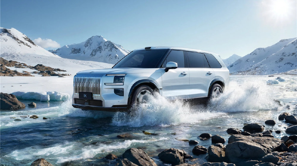 “宜家宜商”大受追捧，极氪9X能否点燃混动旗舰SUV新热潮？