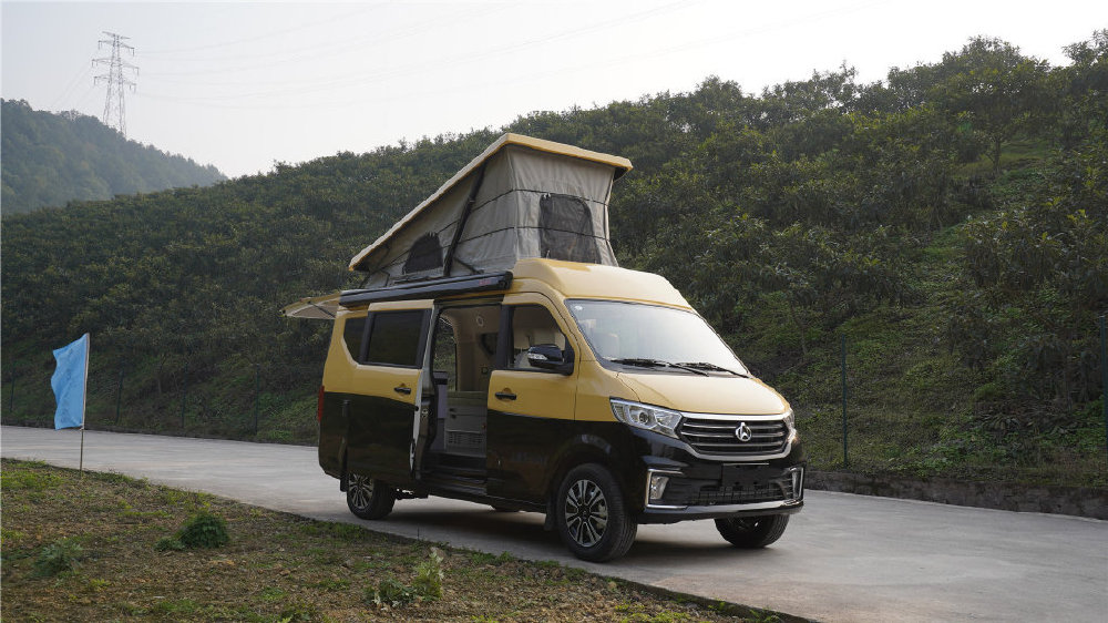 几万元的两层钓鱼神车，11月28亮相成都房车展，小身材大空间