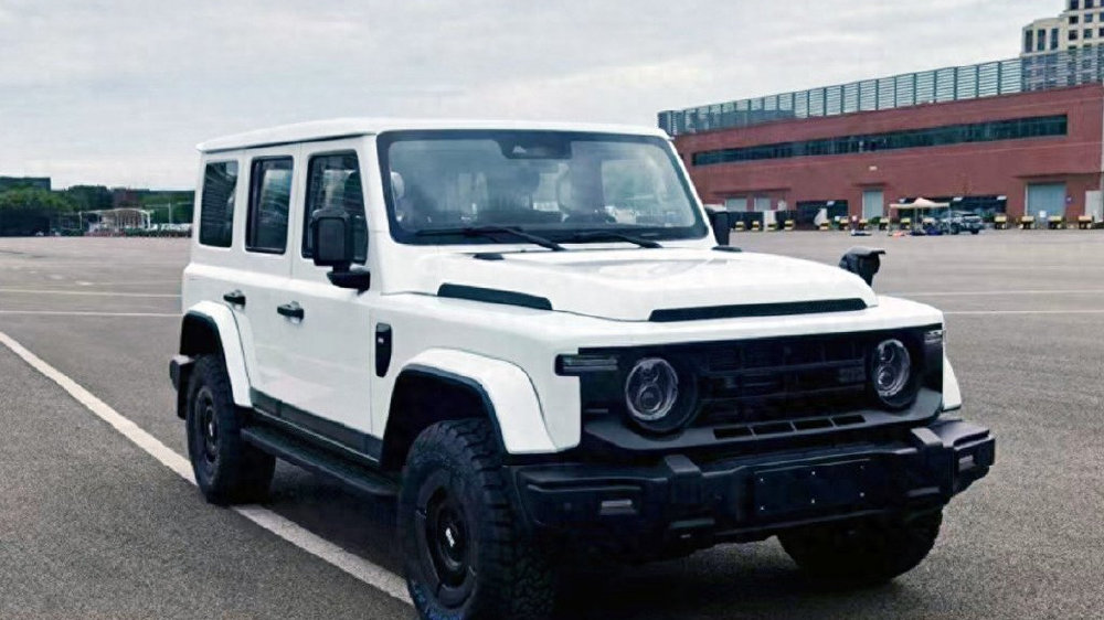 北汽制造212新车型申报，换装新前脸，外观很硬朗，搭载2.0T动力