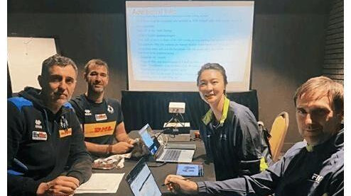 恭喜，女排第一美女惠若琪，为四岁女儿庆生，事业家庭两不误！