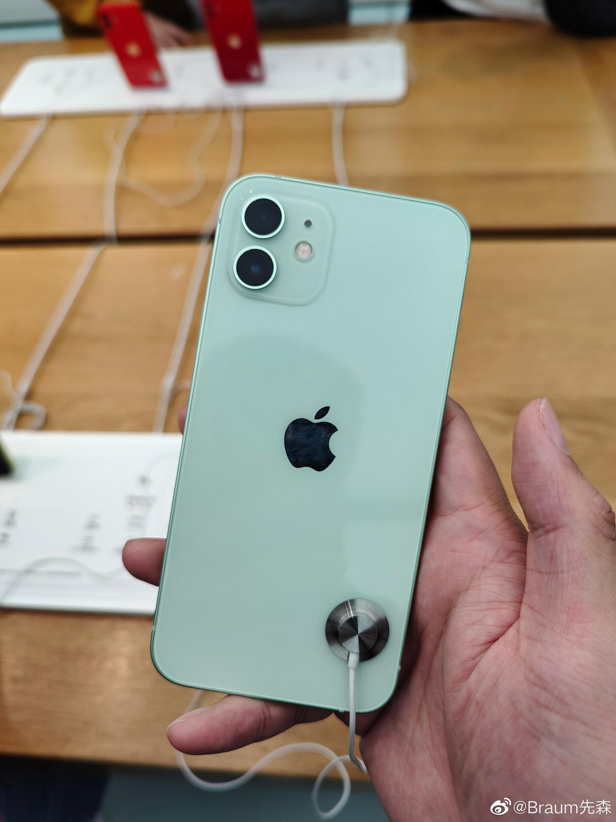 iphone12哪个颜色好看,苹果12pro颜色哪个好看 iphone12红色一般般 颜色确实像西红柿绿色最好看换屏幕和直角边
