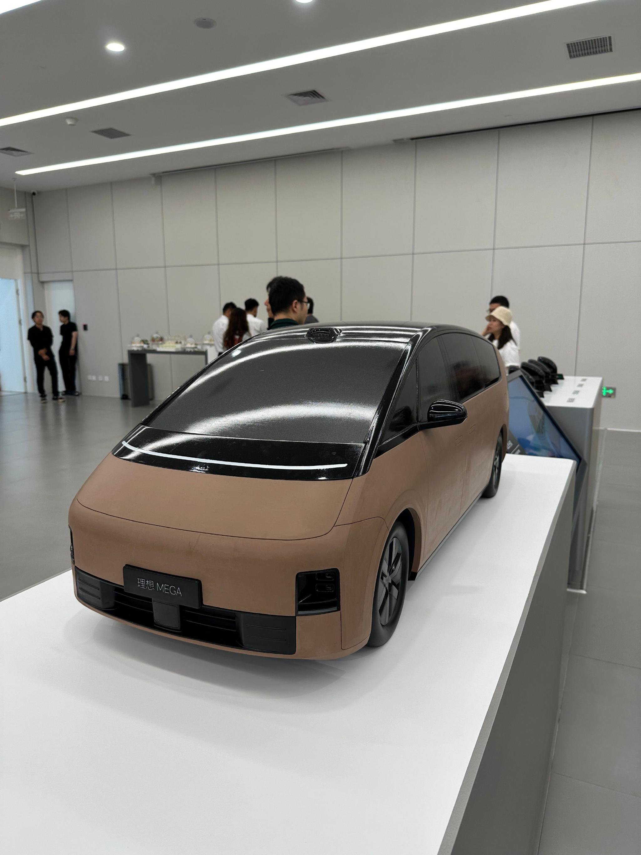 优化了四个大版本的耳朵造型 其实从第2，3…