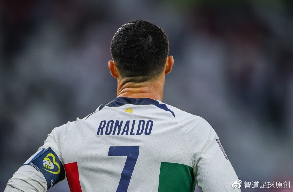 远离五大联赛!西媒:C罗与利雅得胜利达成协议 年薪低于2亿欧休闲区蓝鸢梦想 - Www.slyday.coM 远离五大联赛!西媒:C罗与利雅得胜利达成协议 年薪低于2亿欧休闲区蓝鸢梦想 - Www.slyday.coM