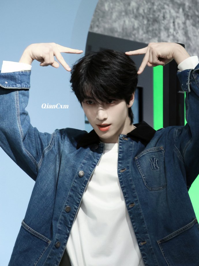 张萌张康乐三度合作，连续出演《冰湖重生》等三部作品