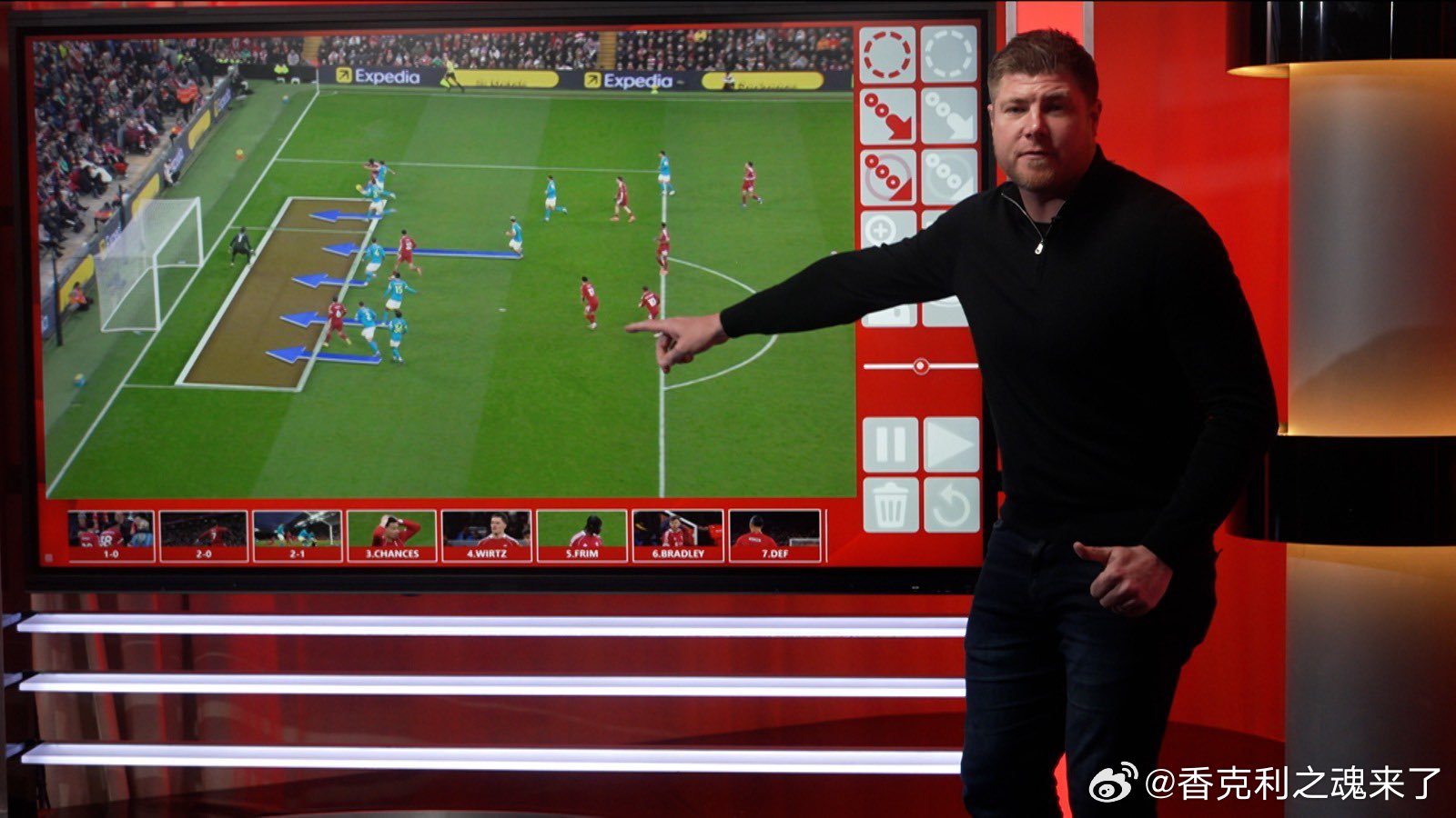 弗林蓬单点突破撕裂狼队防线，利物浦四射手伺机而动