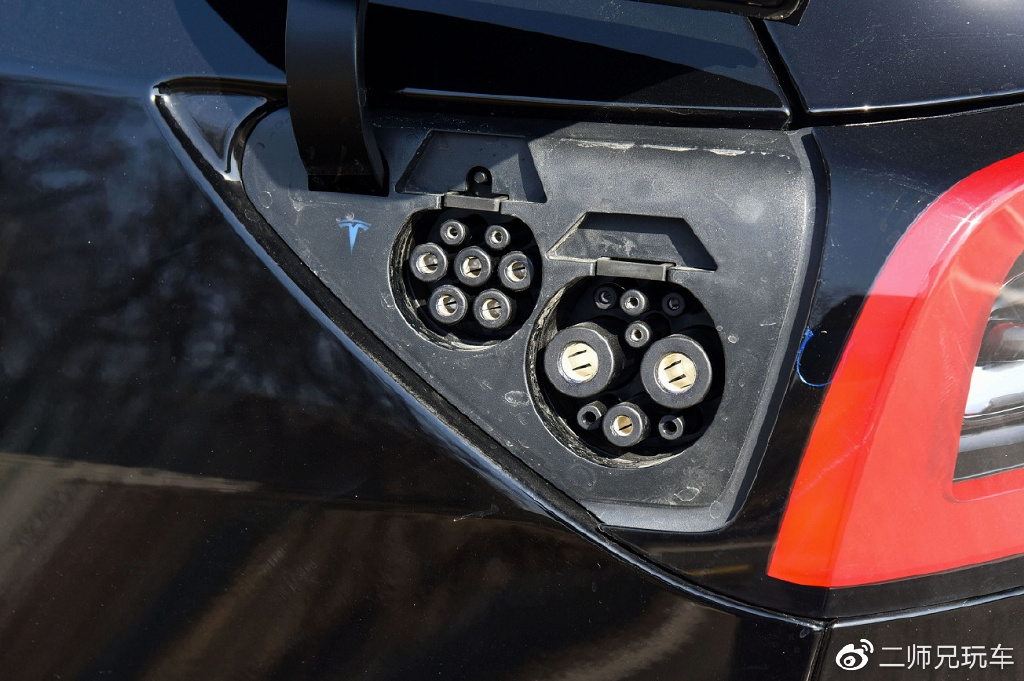 特斯拉Model Y领衔,38万级豪华纯电SUV海选,买BBA真不如买国产?