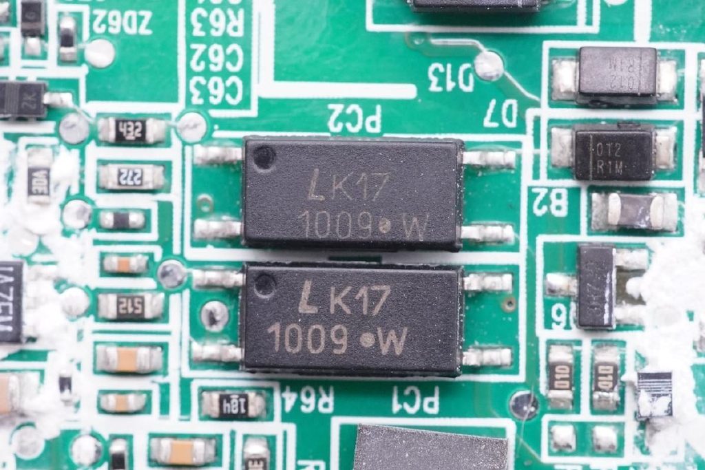 能败家的地方又多了,华硕ROG 100W PD快充充电器拆解休闲区蓝鸢梦想 - Www.slyday.coM 能败家的地方又多了,华硕ROG 100W PD快充充电器拆解休闲区蓝鸢梦想 - Www.slyday.coM