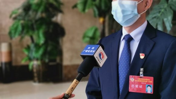 聚焦河源两会｜政协委员胡青松：加快推进河源新能源汽车充电桩规划建设