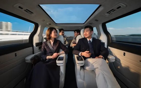 31.98万元起 “AI全场景家庭旗舰MPV”吉利银河V900开启预售