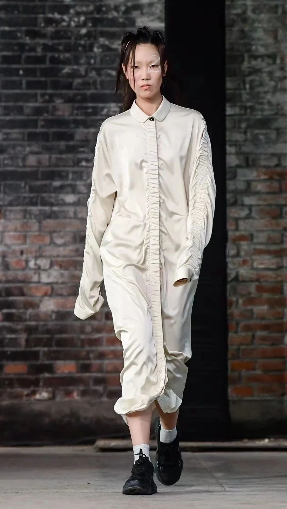 设计灵感|解构主义,叛逆的时装艺术7 设计灵感|解构主义,叛逆的时装艺术