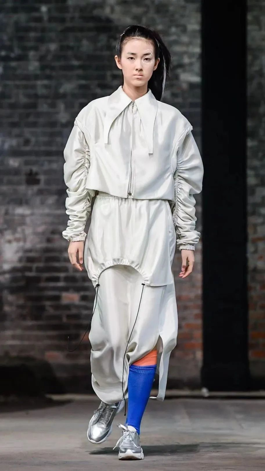 设计灵感|解构主义,叛逆的时装艺术6 设计灵感|解构主义,叛逆的时装艺术