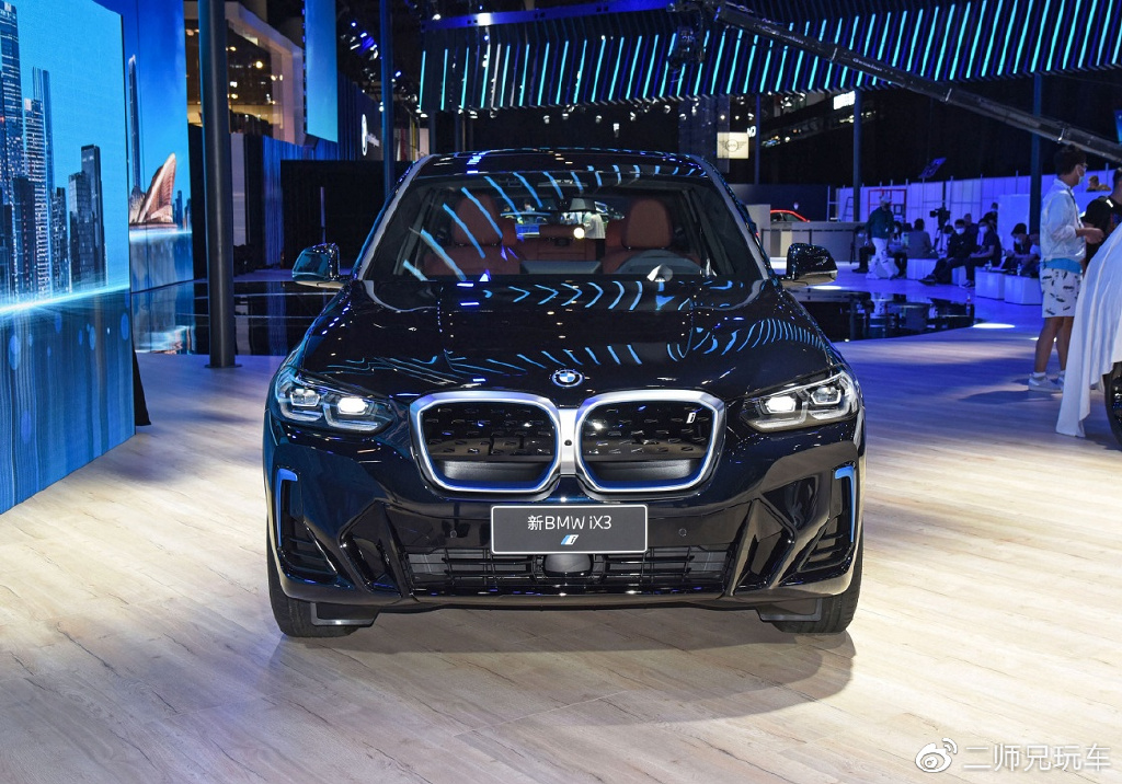 特斯拉Model Y领衔,38万级豪华纯电SUV海选,买BBA真不如买国产?