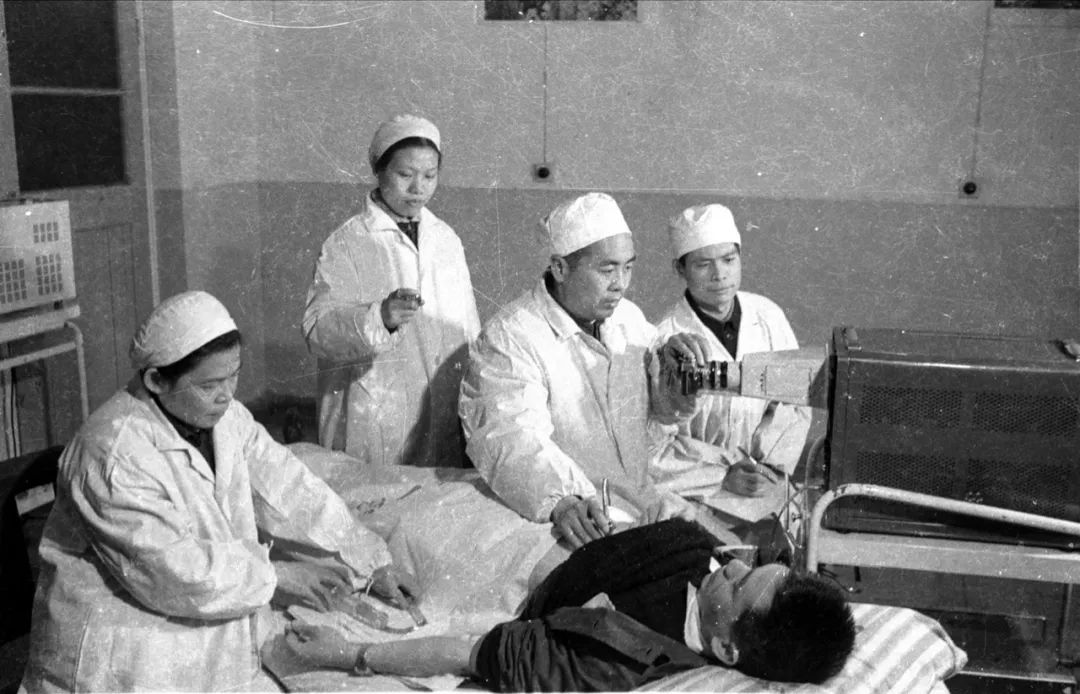 痛别!