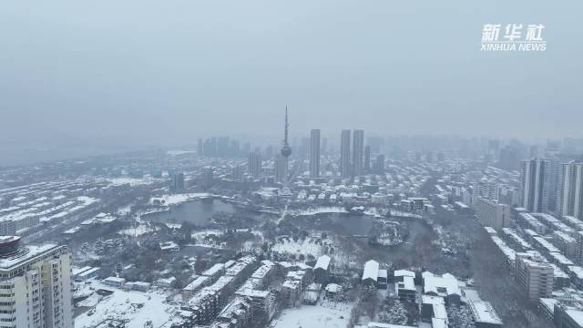 江苏：寒潮之下 全力护航“绿色”返乡路