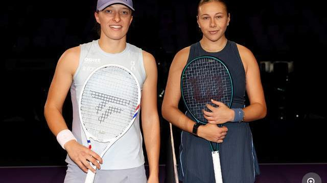 2025WTA总决赛世界第二斯瓦泰克小组出局，赛后坦言″深感遗憾″