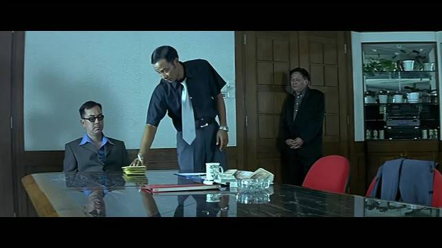 拉片吴镇宇经典电影《枪火》大结局