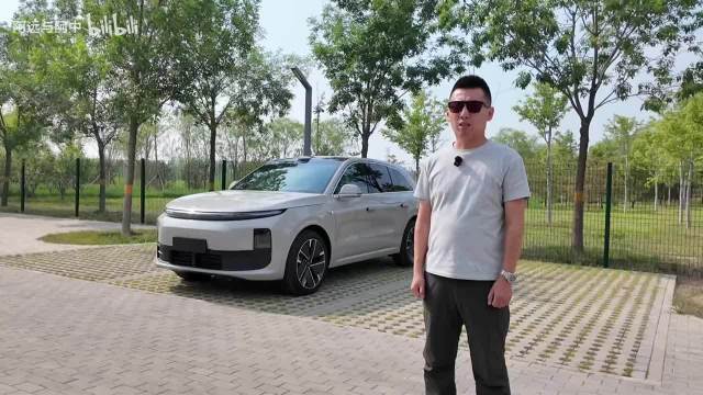 理想L6焕新版性能实测!加速5.4秒制动37米,智驾舒适两不误