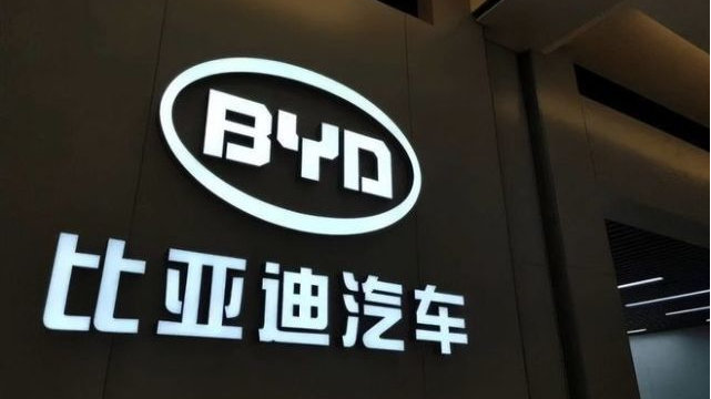 比亚迪再度称王，合资？燃油？都成过去式