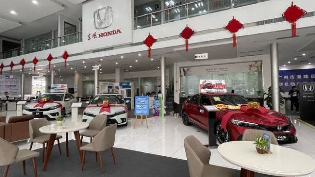 围攻“光明顶” | 燃油车价格体系被“冲散”了吗？