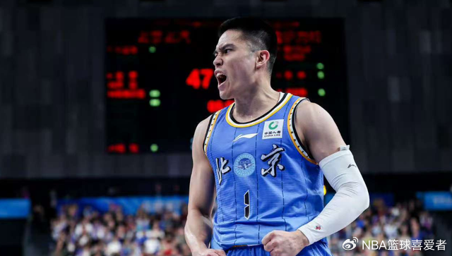 杨鸣被罚出场导致辽宁崩盘，北京首钢如何凭借这一关键转折奠定三连胜格局？